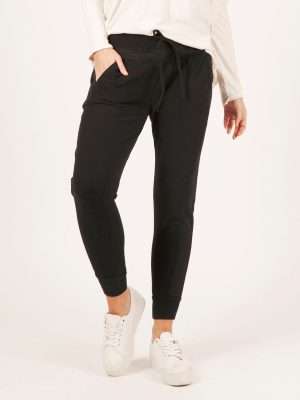 Suzy D London Ultimate Jogger | Black