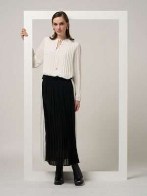Madly Sweetly Morse Blouse | Winter White