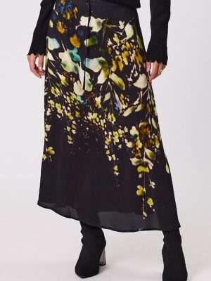 Design Nation Composer Skirt