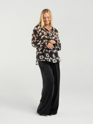 Blackstone Samantha Blouse | Winter Poppy