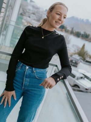 Moke Nicki Sweater | Black