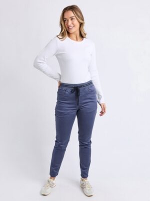 Foxwood Sylvia Jogger | Country Blue