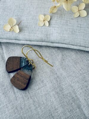Twigg Triangolo Resin Wood Earrings | Lava