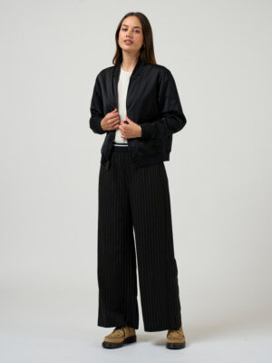 Madly Sweetly Trax Jacket | Black