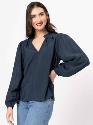 Seeking Lola Sylvie Top | Steel Navy