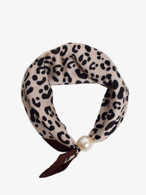 Antler Pearl Fasten Neck Tie | Mono Leopard