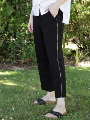 White on Black Summer 7/8 Pant | Black